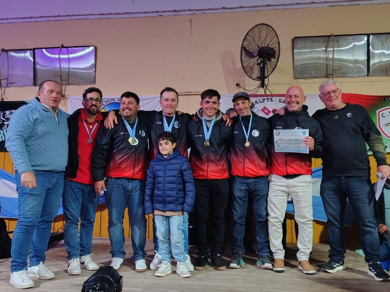 Delegaciones presentes en la ceremonia final